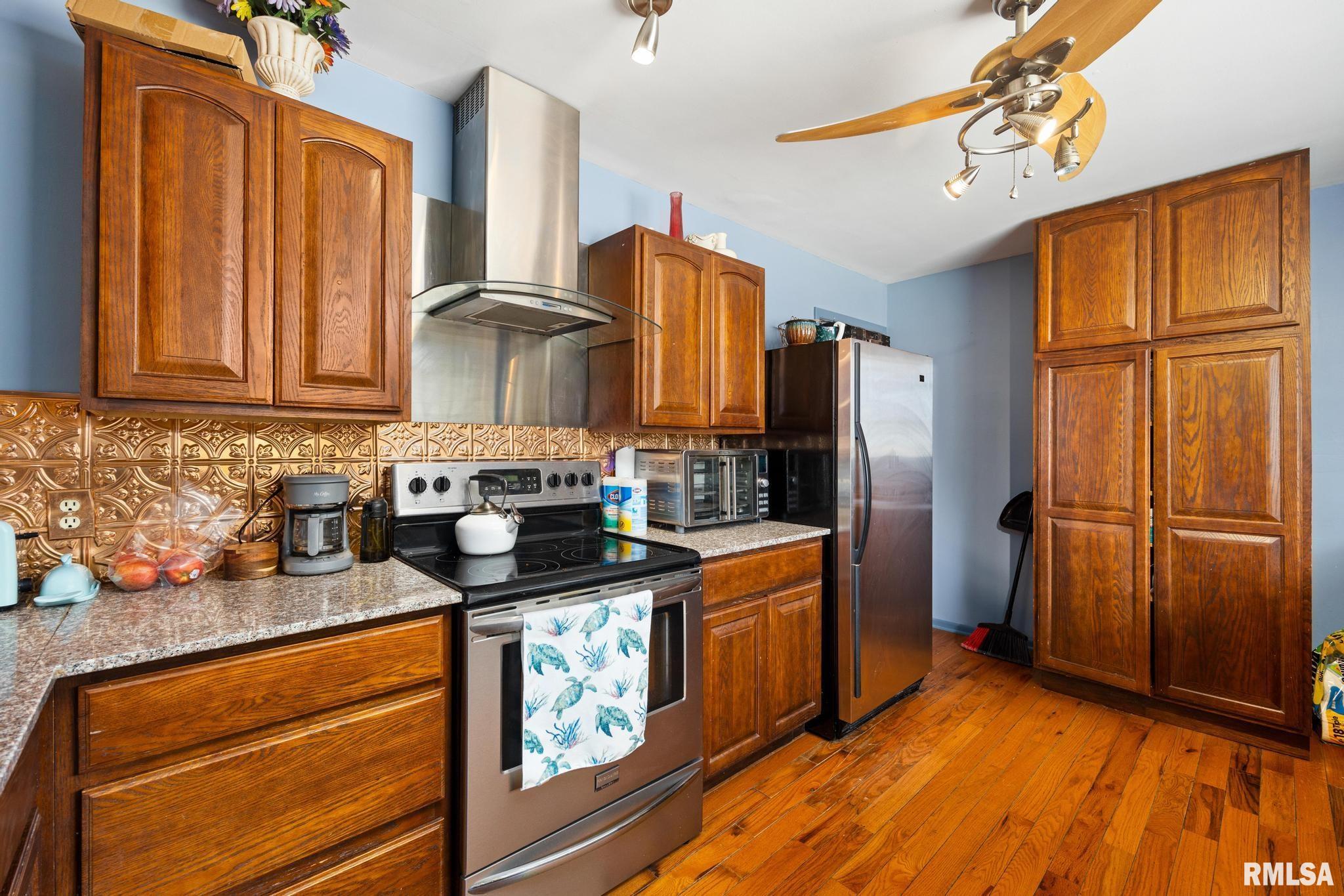 2413 North Lehman Road Peoria, IL 61604 - Photo 7 of 25