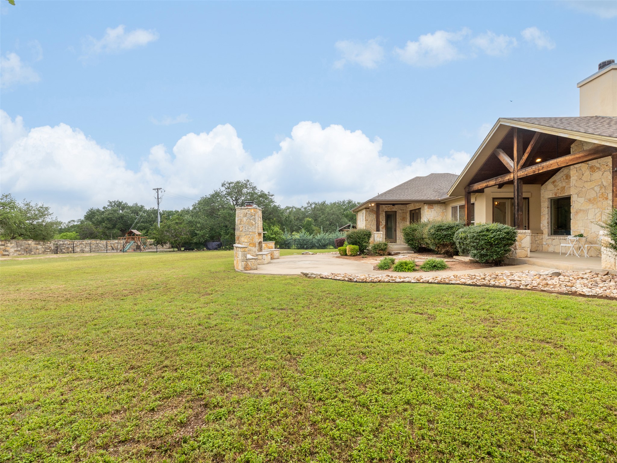 101 Aldea Street Georgetown, TX 78633 - Photo 31 of 40 Still room for adding a trampoline and so much more!