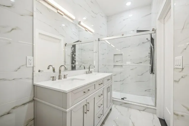 $865,000 | 119 Van Horne Street, Unit A, Jersey City, NJ 07304