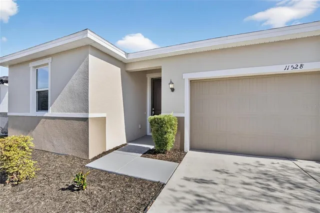 a house view with a outdoor space