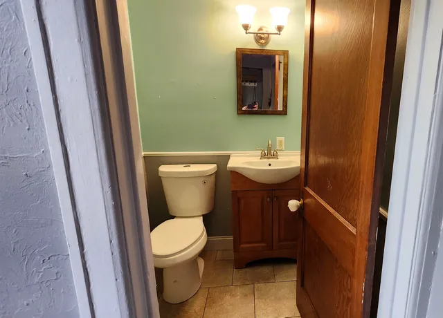 $380,000 | 170 Myrtle Street, Claremont, NH 03743