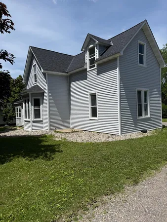 $299,900 | 647 2nd Avenue Southwest, Hutchinson, MN 55350