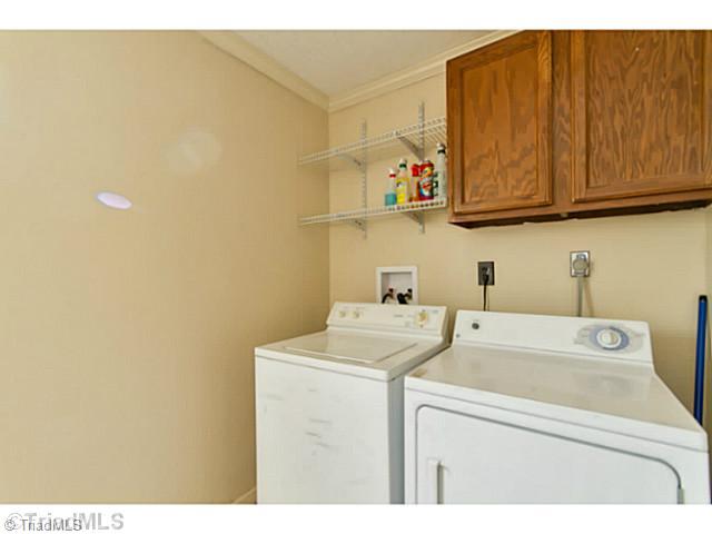 6114 Whitney Road Graham, NC 27253 - Photo 8 of 15 Laundry Room.