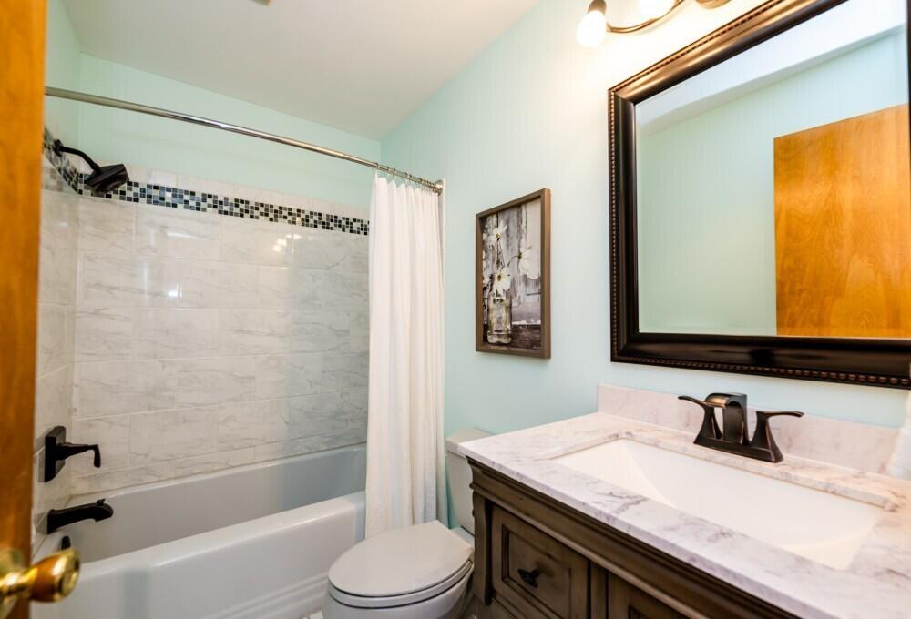 1138 Wedgewood Road St. Joseph, MI 49085 - Photo 3 of 23 3