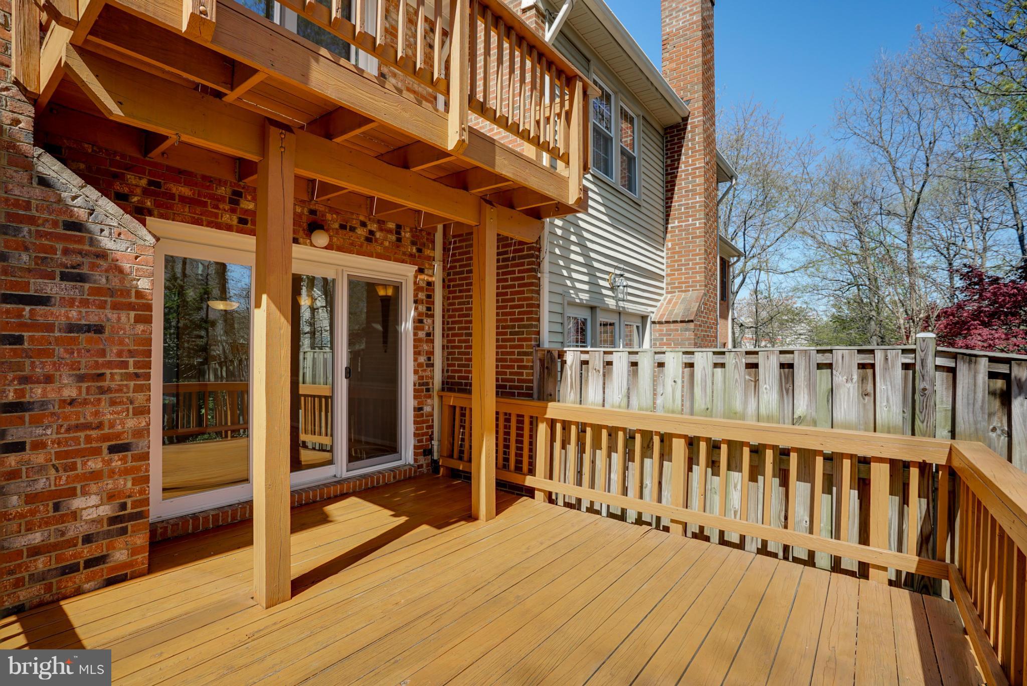 8575 Raglan Road Vienna, VA 22182 - Photo 24 of 28 Exterior (Rear)
