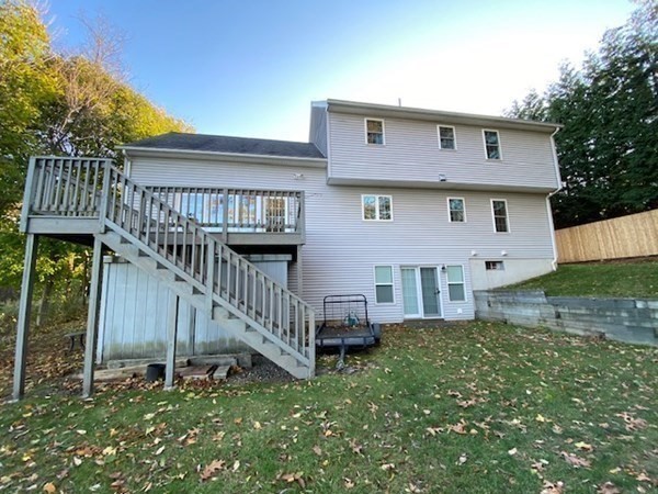8 Barnstable Road Worcester, MA 01605 - Photo 5 of 20 Gallery Image 5