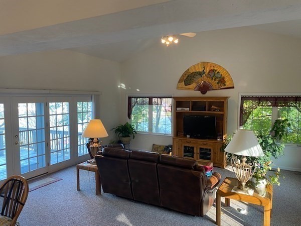 8 Barnstable Road Worcester, MA 01605 - Photo 8 of 20 Gallery Image 8