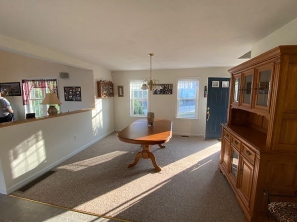 8 Barnstable Road Worcester, MA 01605 - Photo 9 of 20 Gallery Image 9