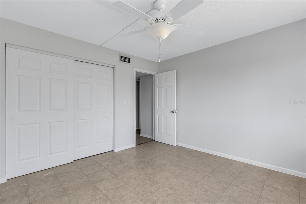 3119 Heatherwood Lane Sarasota, FL 34235 - Photo 15 of 47 a view of an empty room