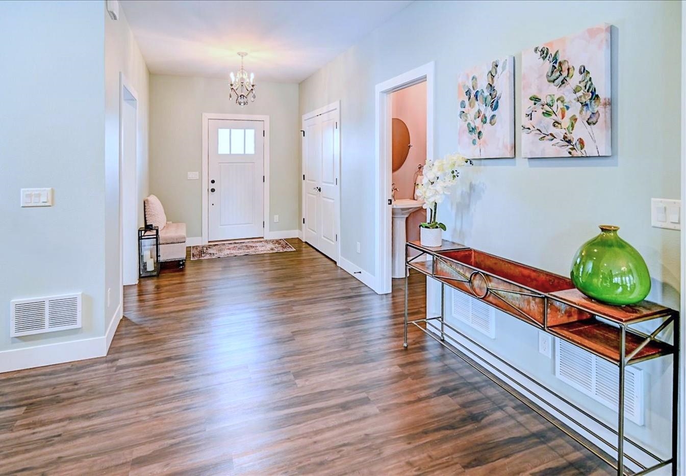 3123 Fran's Sun Prairie Sun Prairie, WI 53590 - Photo 3 of 23