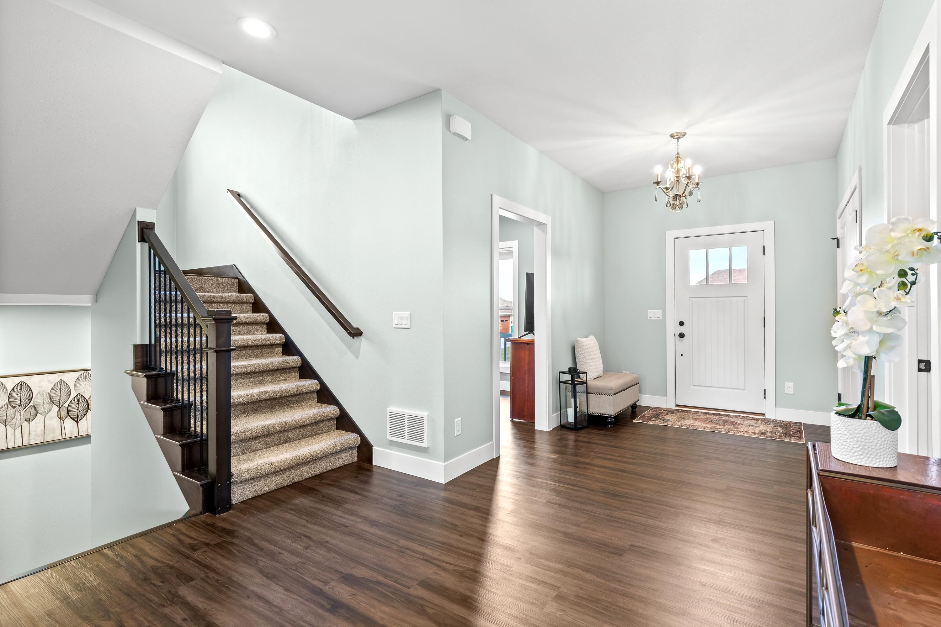 3123 Fran's Drive Sun Prairie, WI 53590 - Photo 7 of 44