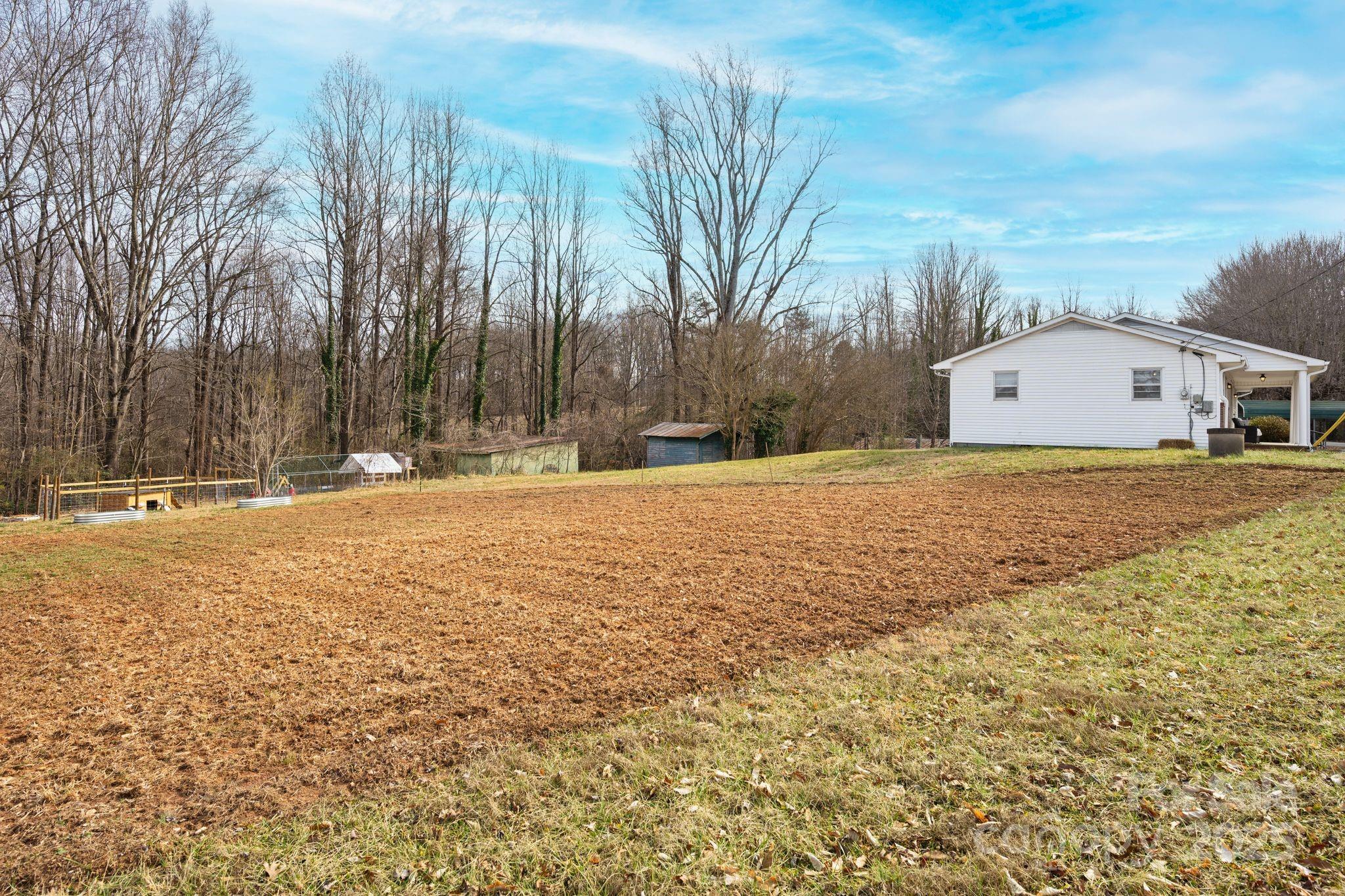 4036 Muncus Road Jonesville, NC 28642 - Photo 24 of 30 Gallery Image 24