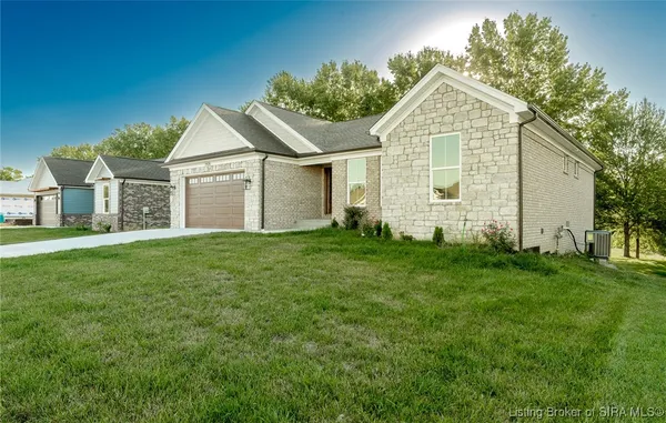 $479,900 | 2426 Ridgewood Court, Unit LOT 917), Jeffersonville, IN 47130