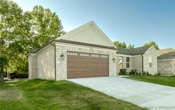 $479,900 | 2426 Ridgewood Court, Unit LOT 917), Jeffersonville, IN 47130