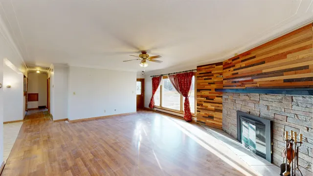 $229,999 | 520 Vernon Avenue, Hillsboro, WI 54634