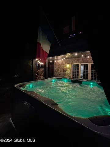 $2,849,000 | 15 Green Harbour Lane, Lake George, NY 12845