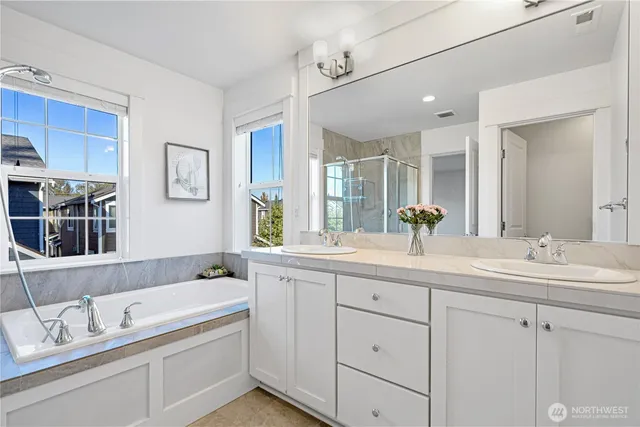 $999,999 | 18717 43rd Drive Southeast, Bothell, WA 98012