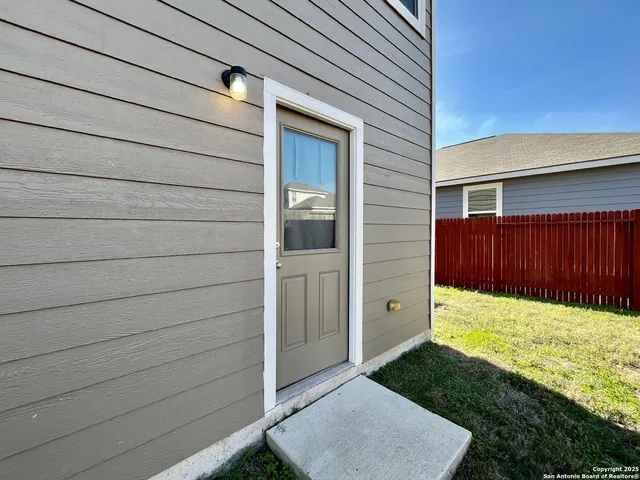 $1,550 | 11859 Davalos Lane, San Antonio, TX 78252