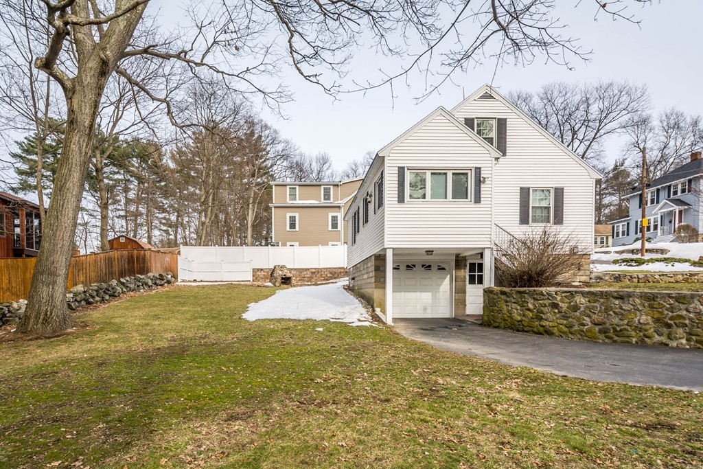 6 Lawrence Road Reading, MA 01867 - Photo 22 of 22 Gallery Image 22