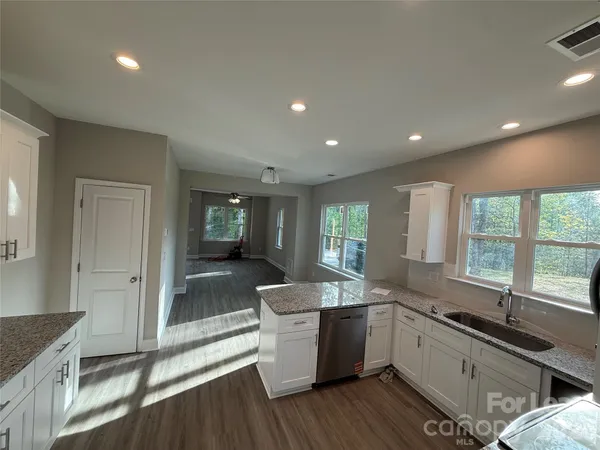 $1,750 | 5536 & 5538 Wrenn Drive, Denver, NC 28037