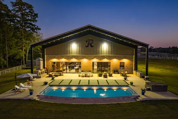 $6,995,000 | 10326 County Road 3112, Winona, TX 75792