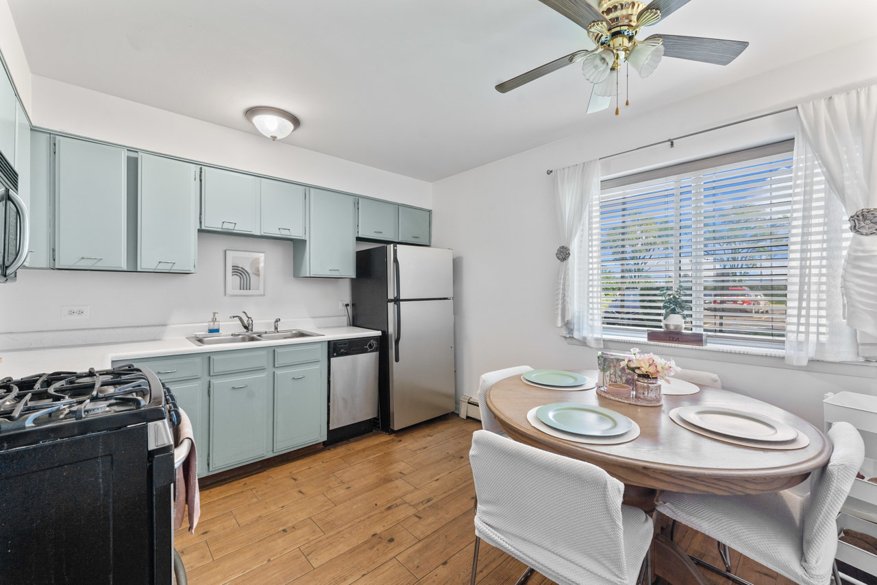 1331 South Finley Road, Unit 114 Lombard, IL 60148 - Photo 11 of 32
