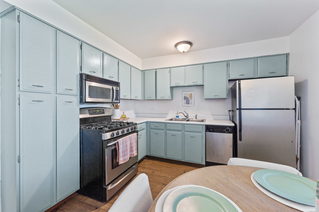 1331 South Finley Road, Unit 114 Lombard, IL 60148 - Photo 12 of 32