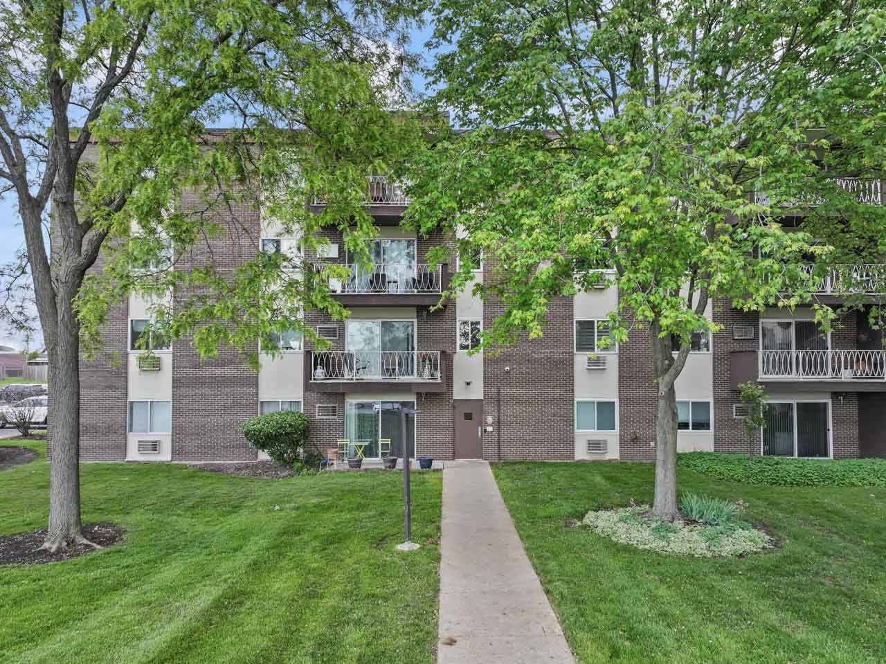 1331 South Finley Road, Unit 114 Lombard, IL 60148 - Photo 31 of 32