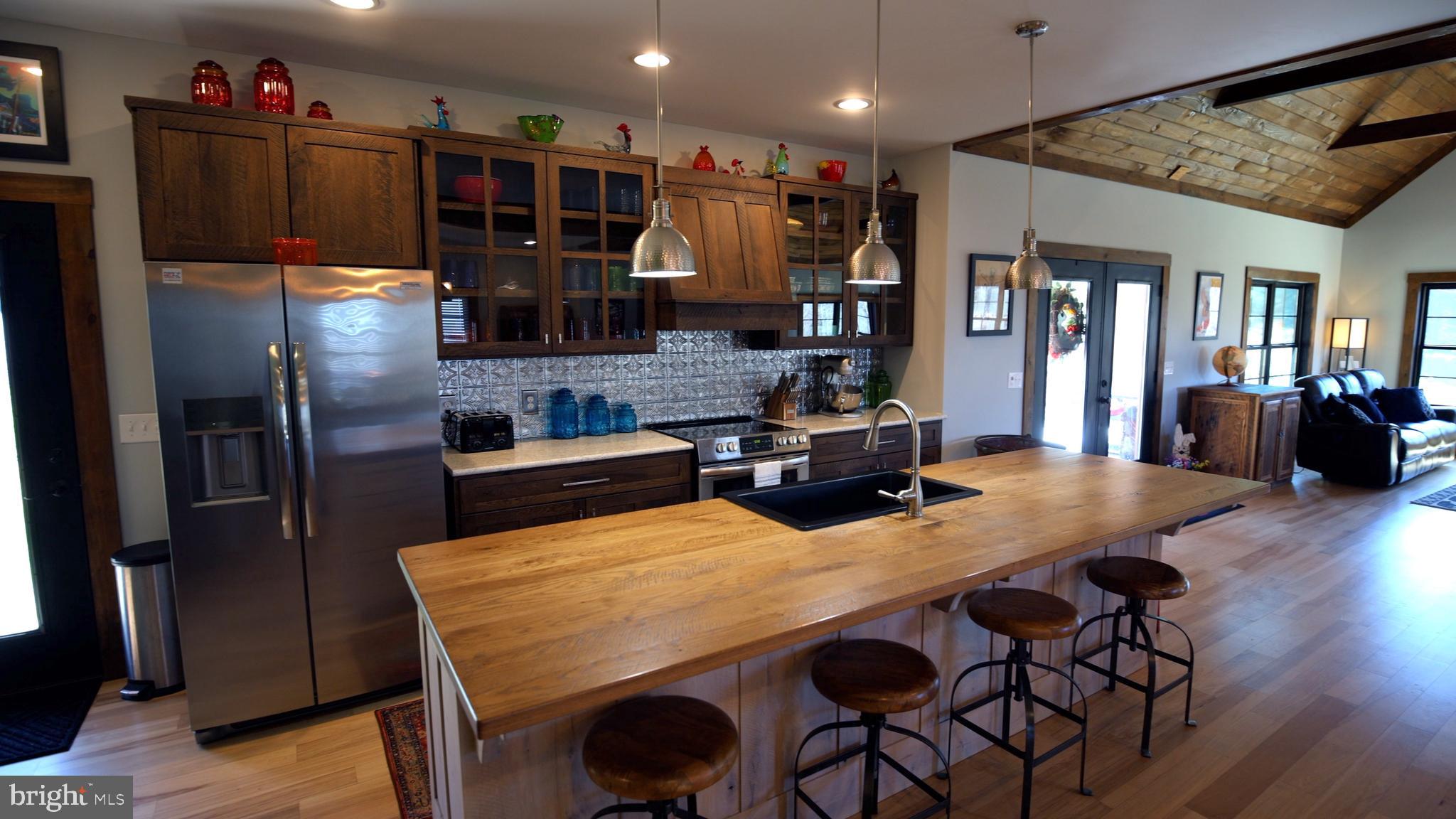 65 Cyprus Road Warm Springs, VA 24484 - Photo 9 of 40