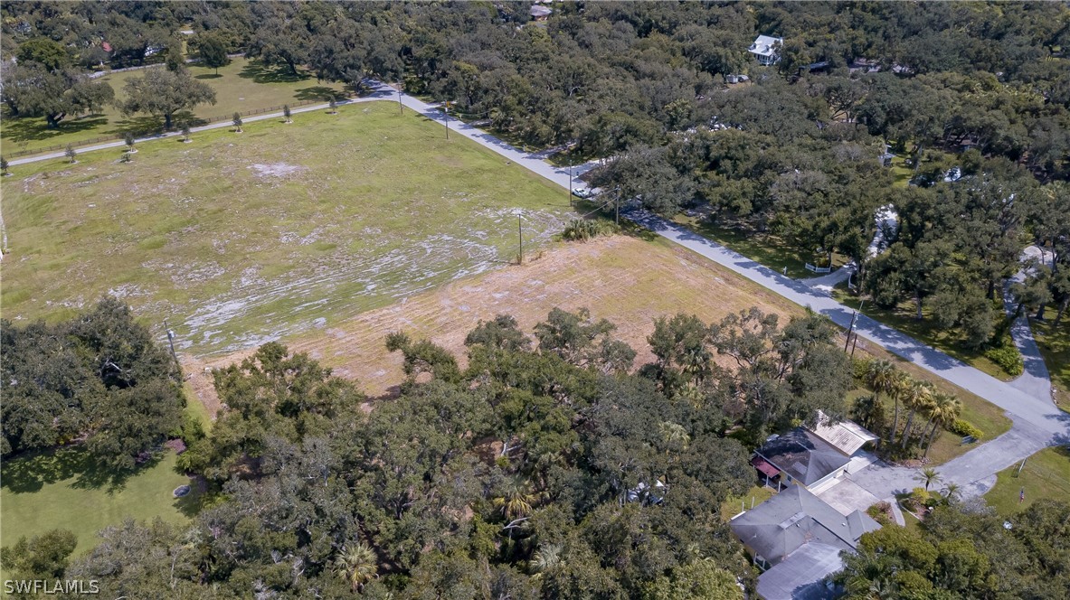 13155 Idylwild Road Fort Myers, FL 33905 - Photo 2 of 15 Gallery Image 2