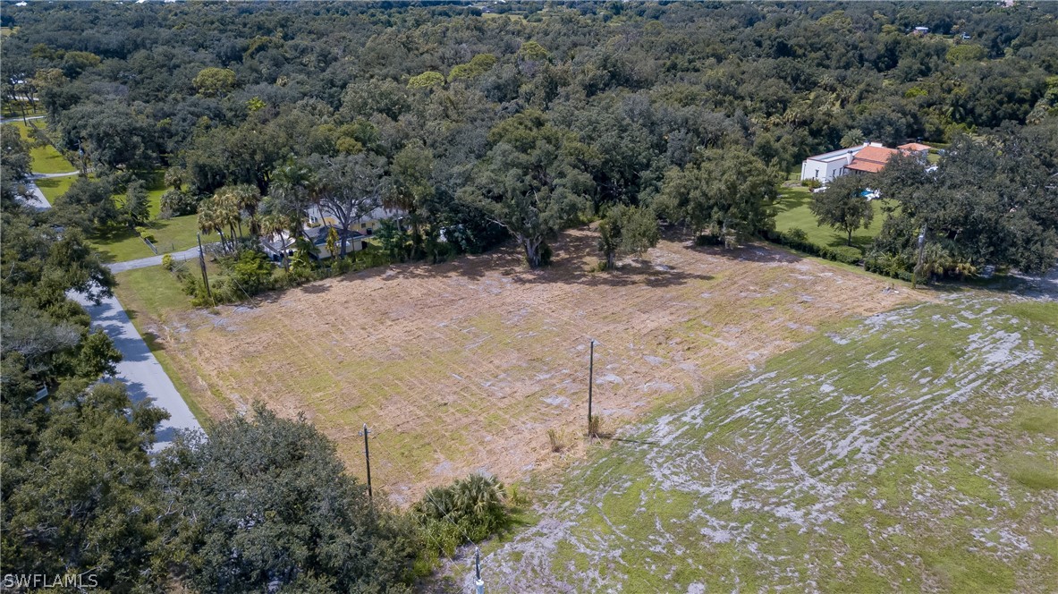 13155 Idylwild Road Fort Myers, FL 33905 - Photo 5 of 15 Gallery Image 5