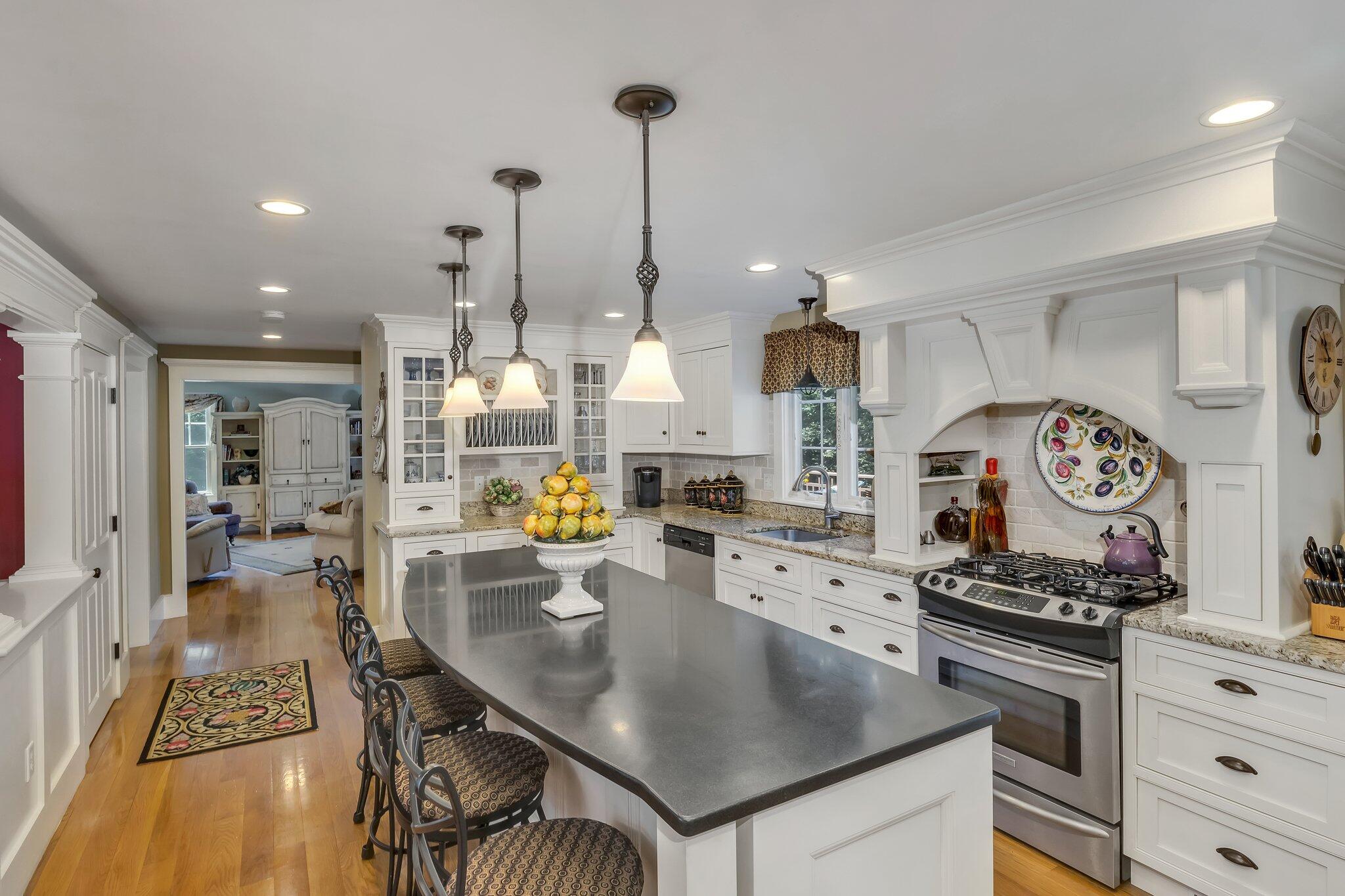 101 Pinkham Road Sandwich, MA 02563 - Photo 12 of 40 web_101pink-25