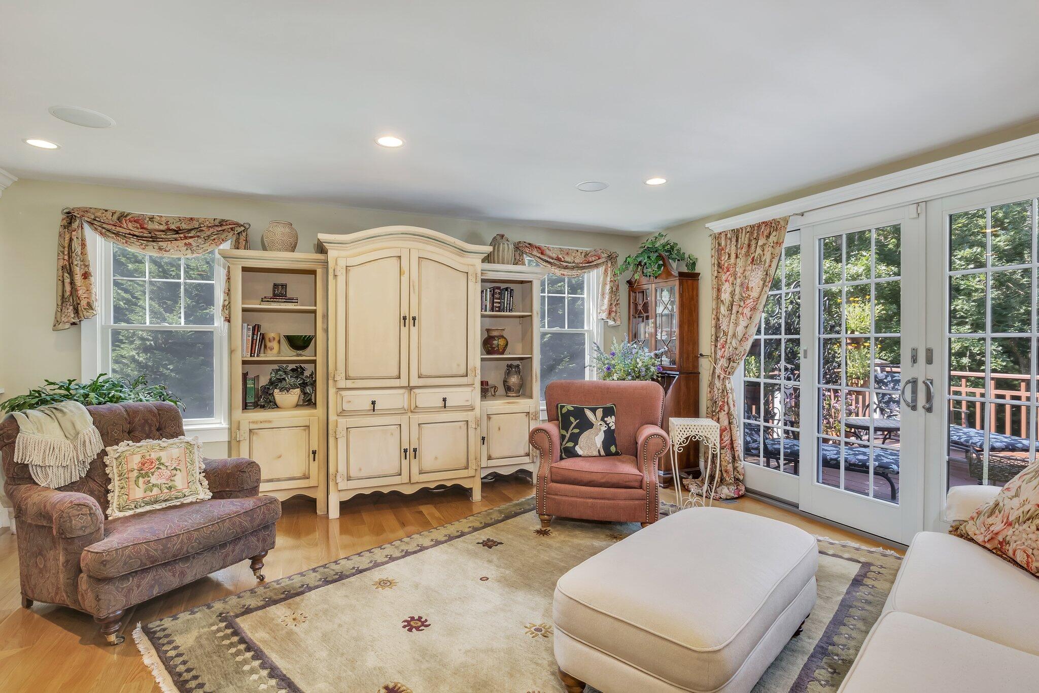 101 Pinkham Road Sandwich, MA 02563 - Photo 7 of 40 web_101pink-15