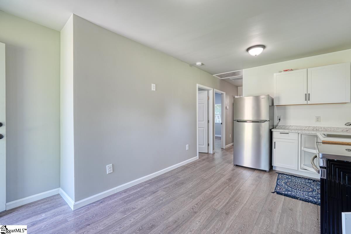 302 Hillcrest Drive Greer, SC 29651 - Photo 14 of 23