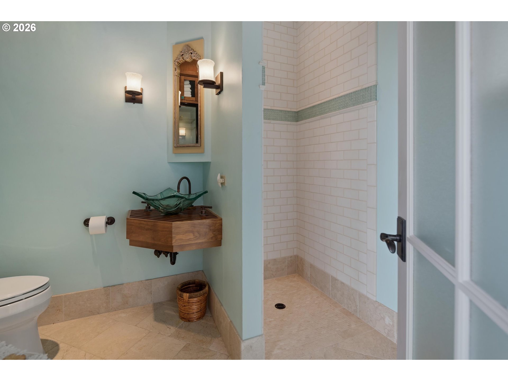 545 McAdams Road East Longview, WA 98632 - Photo 39 of 46 a bathroom with a toilet