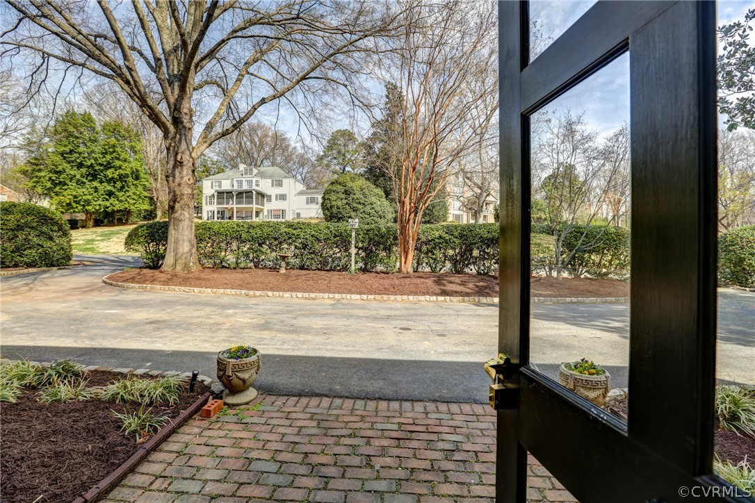 8901 Highfield Road Henrico, VA 23229 - Photo 4 of 26 Gallery Image 4