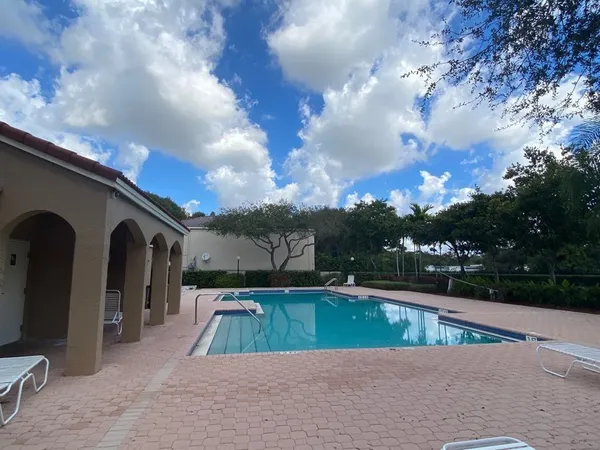 $3,950 | 599 Northwest 87th Terrace, Coral Springs, FL 33071