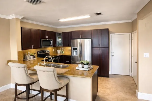 $3,950 | 599 Northwest 87th Terrace, Coral Springs, FL 33071