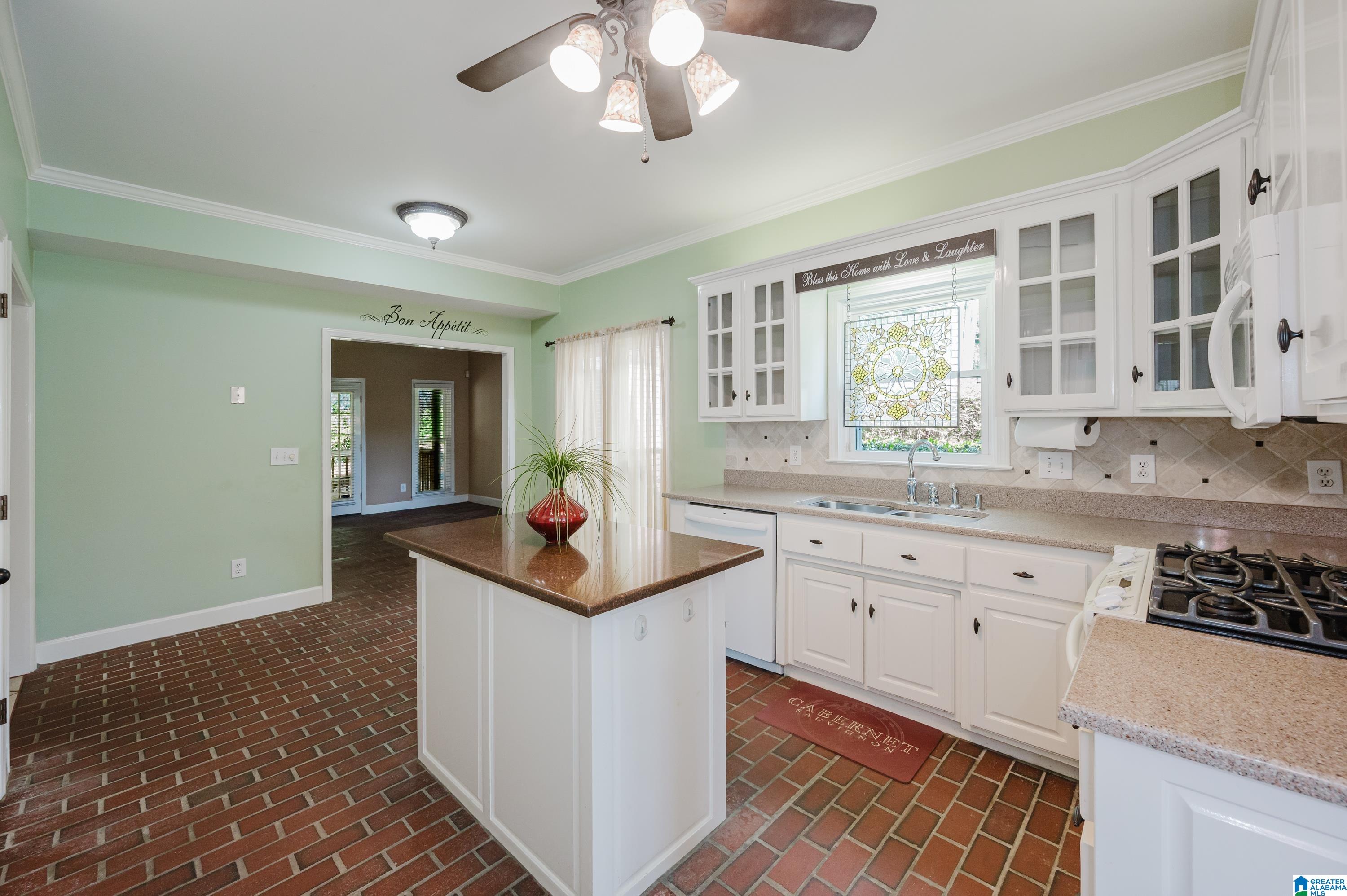 3888 Ripple Leaf Circle Hoover, AL 35216 - Photo 17 of 53
