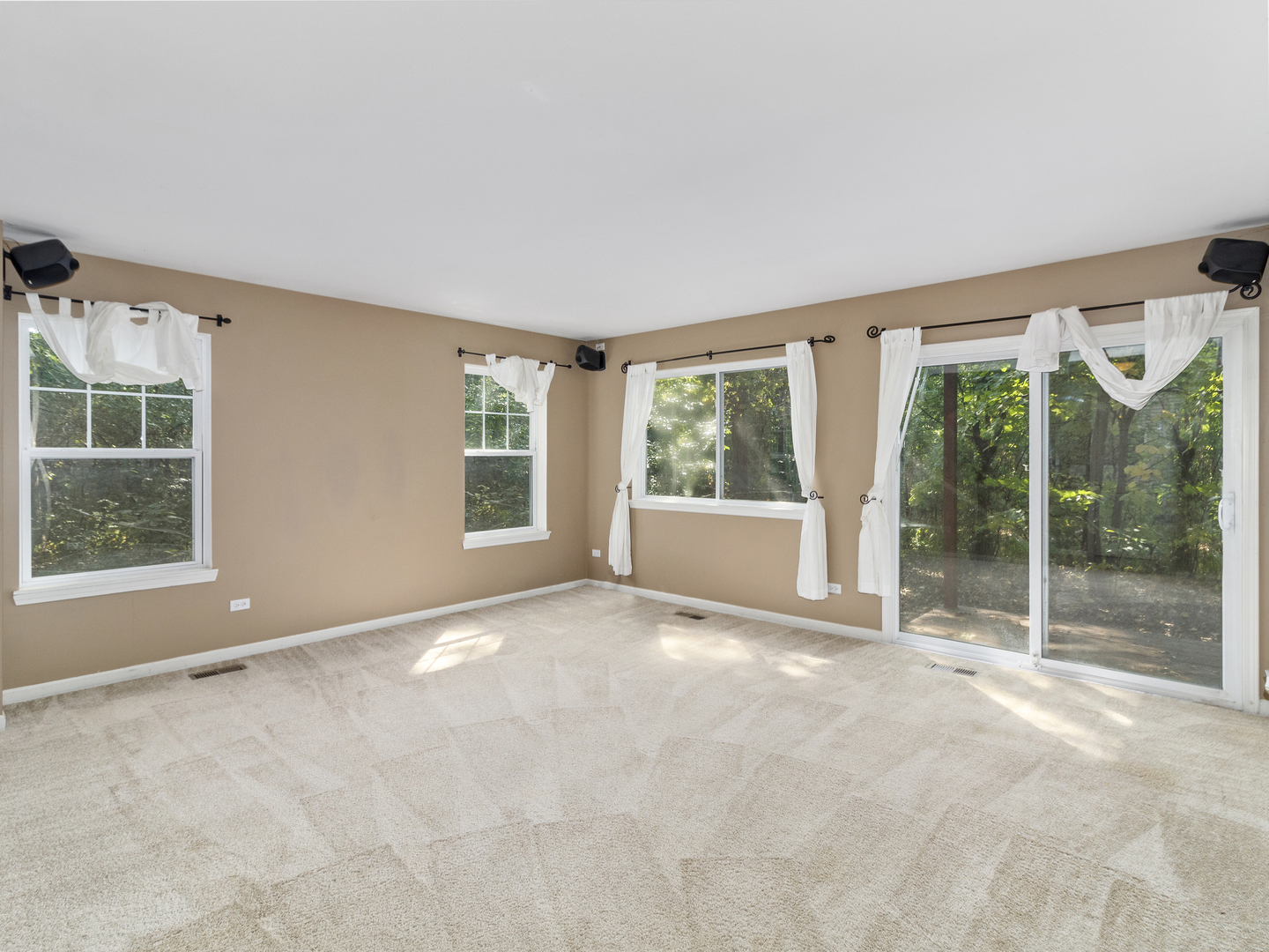 117 Meredith Lane Streamwood, IL 60107 - Photo 11 of 24