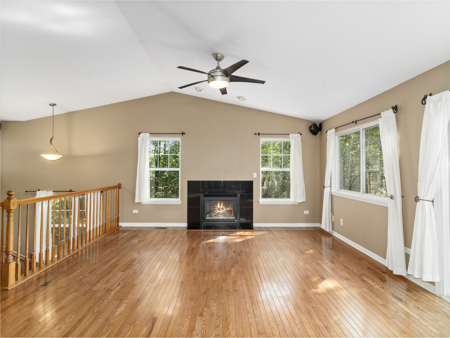 117 Meredith Lane Streamwood, IL 60107 - Photo 8 of 24