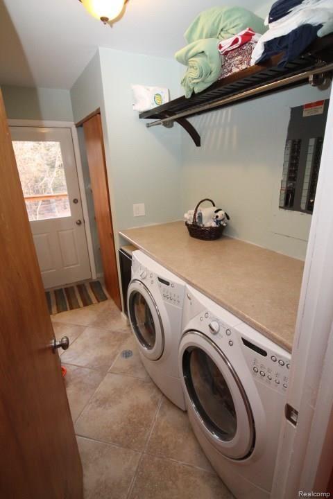 1083 Kingsview Avenue Rochester, MI 48309 - Photo 18 of 31 IMG_4195.jpg