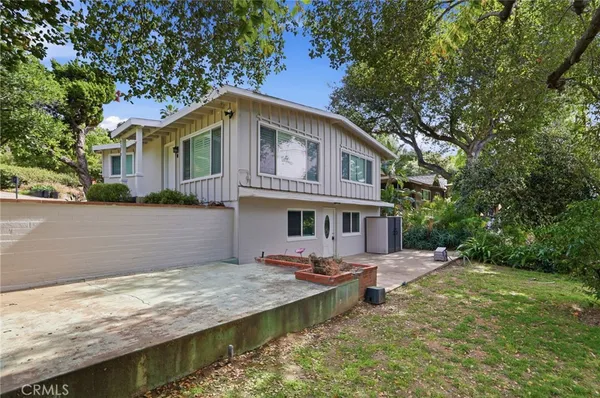 $749,000 | 3370 Pachappa Hill, Riverside, CA 92506
