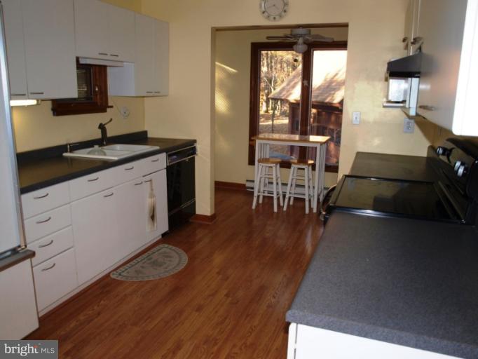 1403 Town Point Road Chesapeake City, MD 21915 - Photo 8 of 22 Kitchen