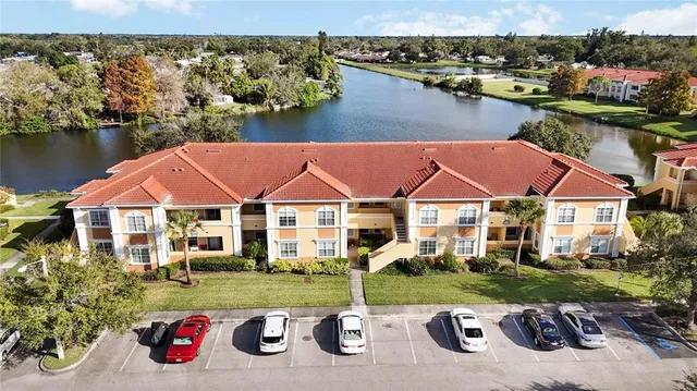 $1,795 | 1030 Villagio Circle, Unit 204, Sarasota, FL 34237