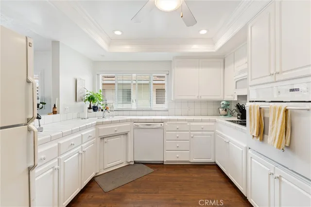 $450,000 | 1354 Shadow Lane, Unit 202, Fullerton, CA 92831