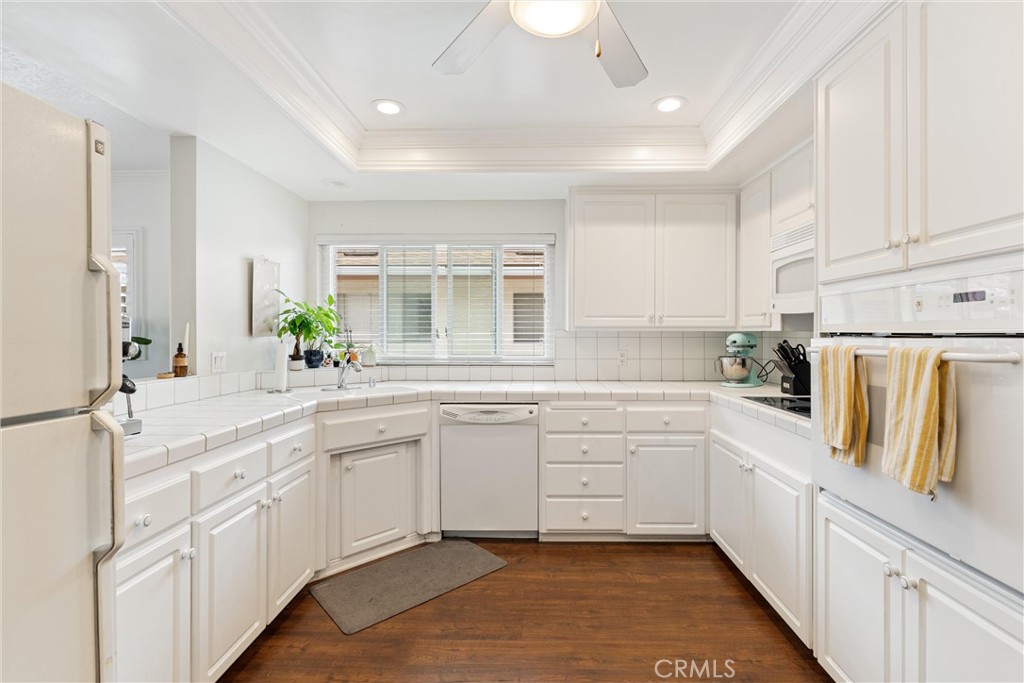 1354 Shadow Lane, Unit 202 Fullerton, CA 92831 - Photo 9 of 35