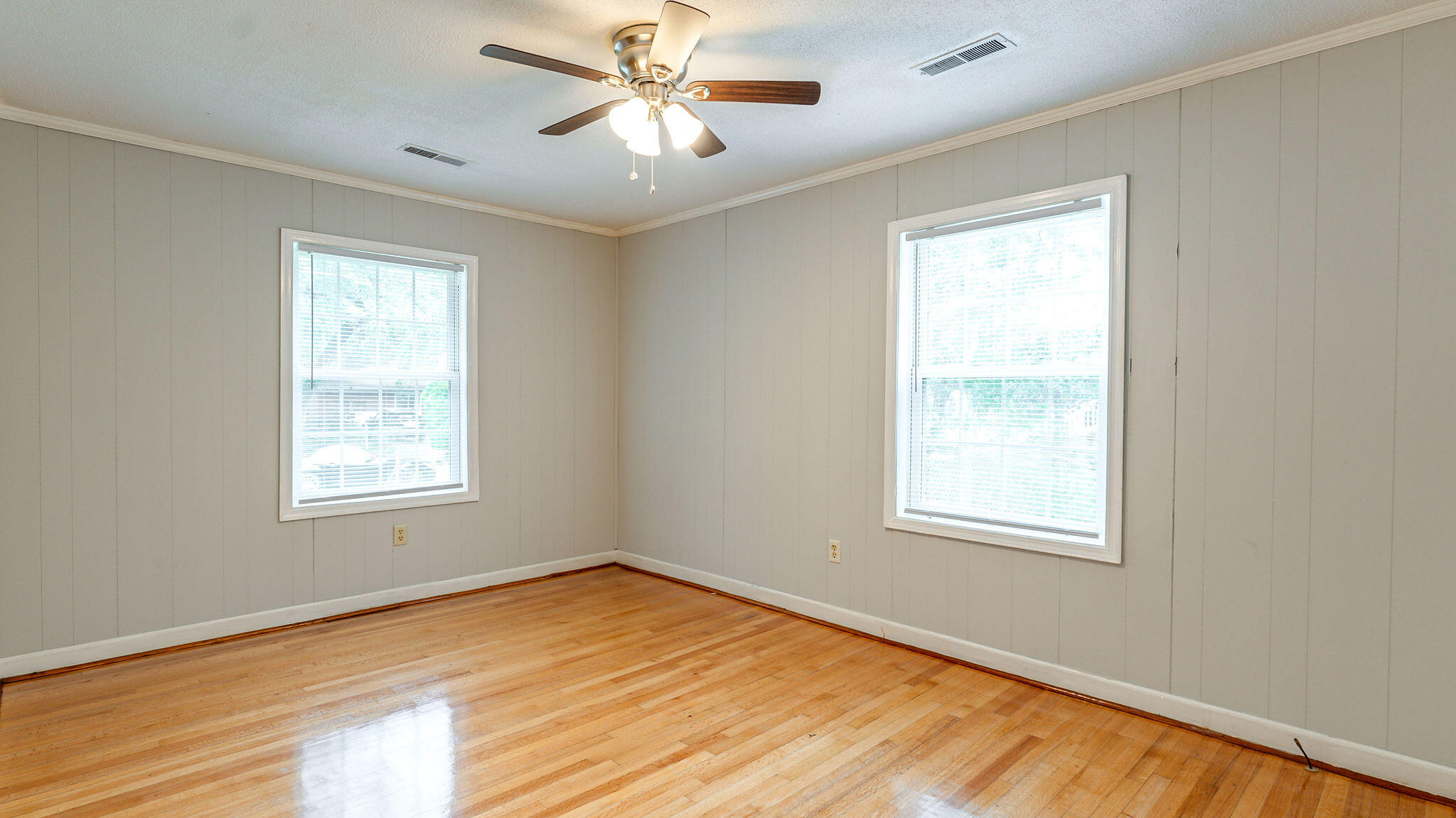 692 York Street Mount Pleasant, SC 29464 - Photo 15 of 28