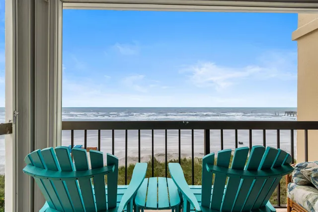 $1,700 | 6108 North Ocean Boulevard, Unit 301, North Myrtle Beach, SC 29582