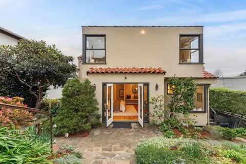 $1,200,000 | 225 Arlington Avenue, Kensington, CA 94707